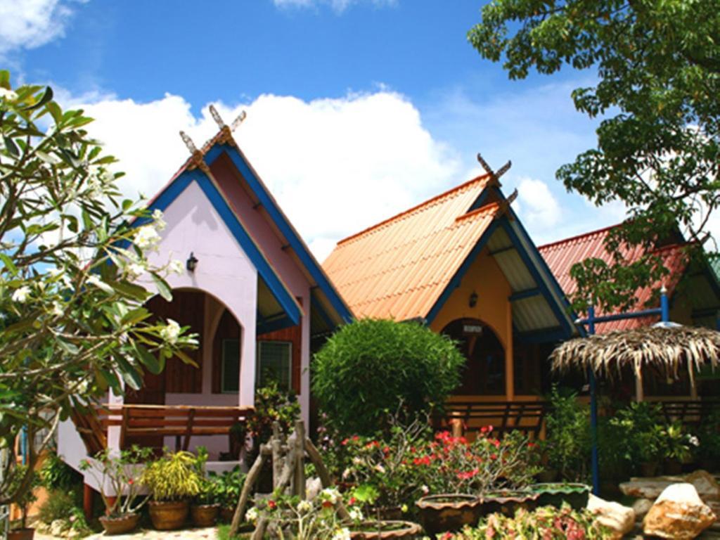 Pongphen Guesthouse - Sha Plus Certified Kanchanaburi by Rom bilde