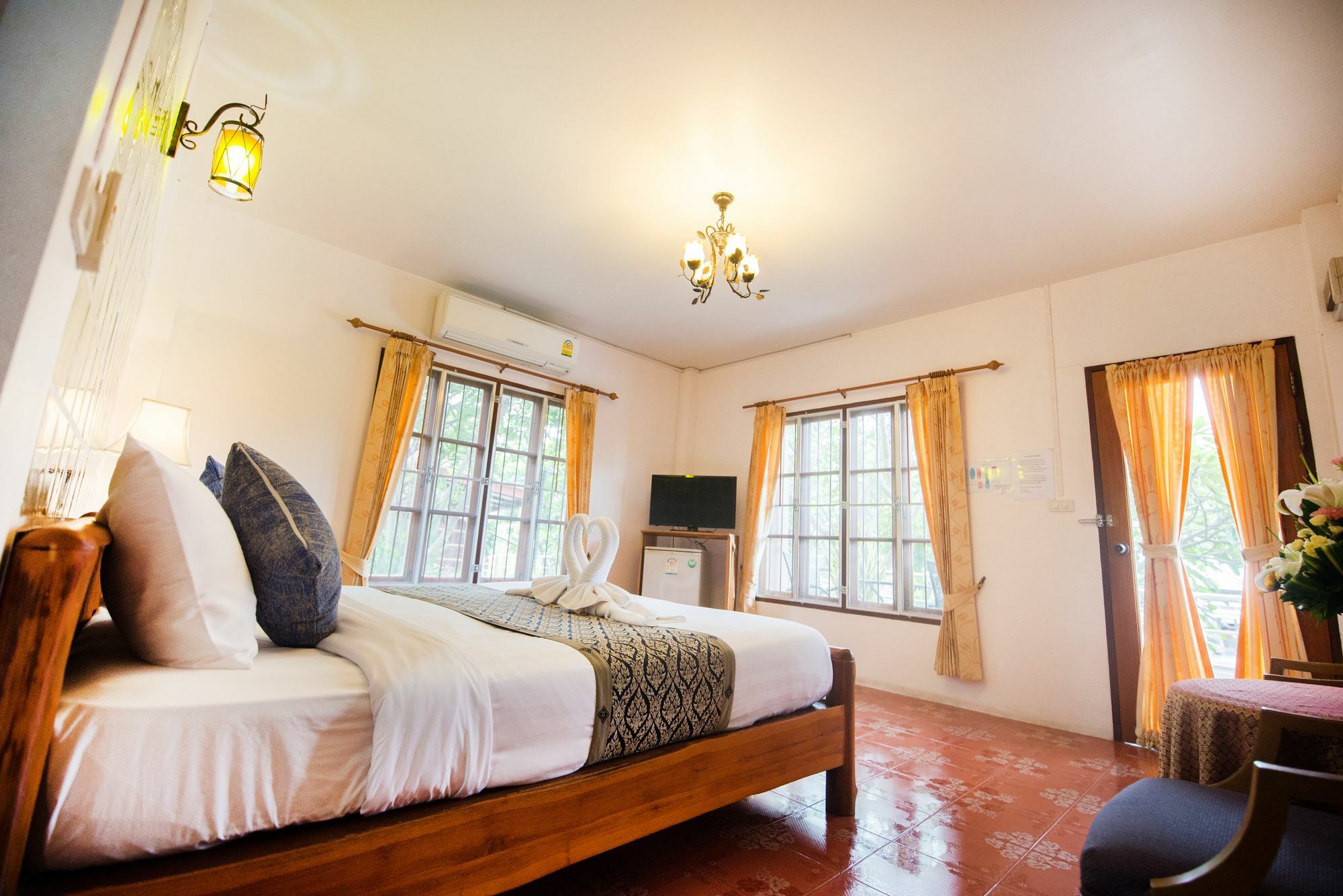 Pongphen Guesthouse - Sha Plus Certified Kanchanaburi by Eksteriør bilde
