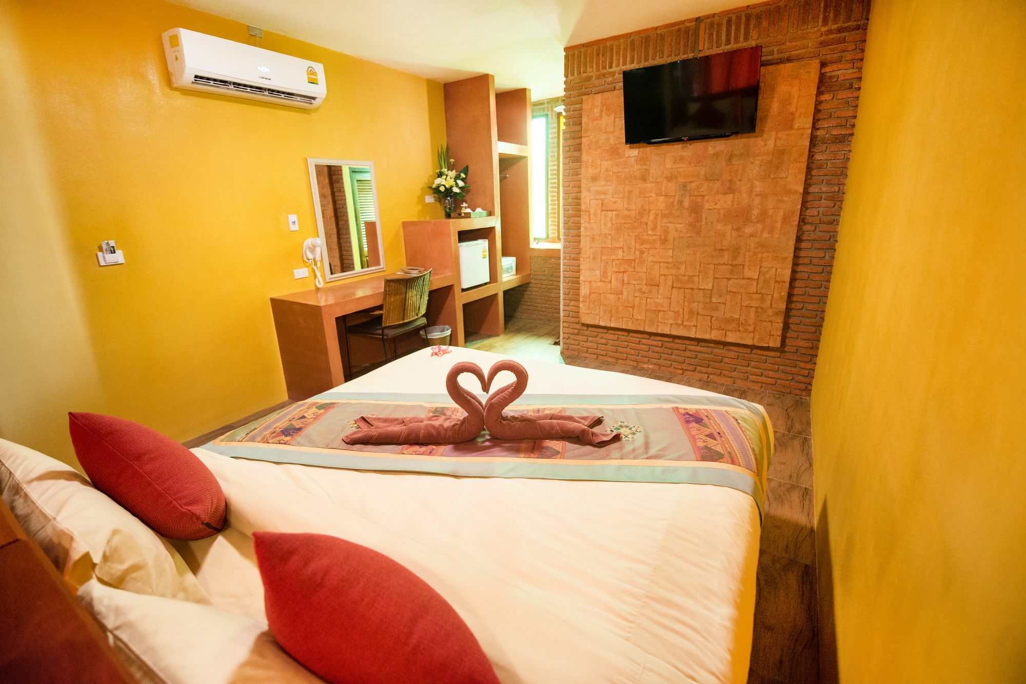 Pongphen Guesthouse - Sha Plus Certified Kanchanaburi by Eksteriør bilde