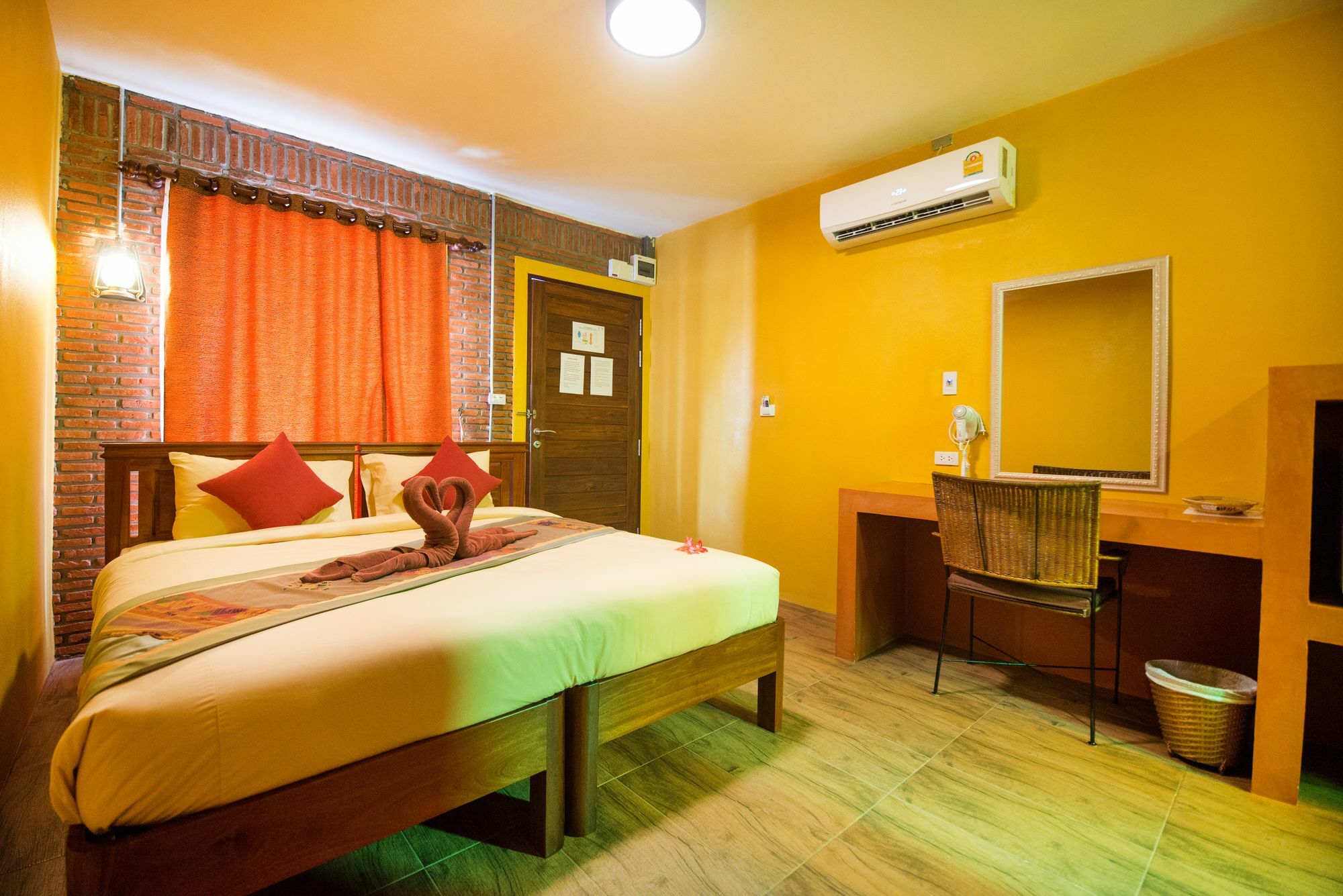 Pongphen Guesthouse - Sha Plus Certified Kanchanaburi by Eksteriør bilde