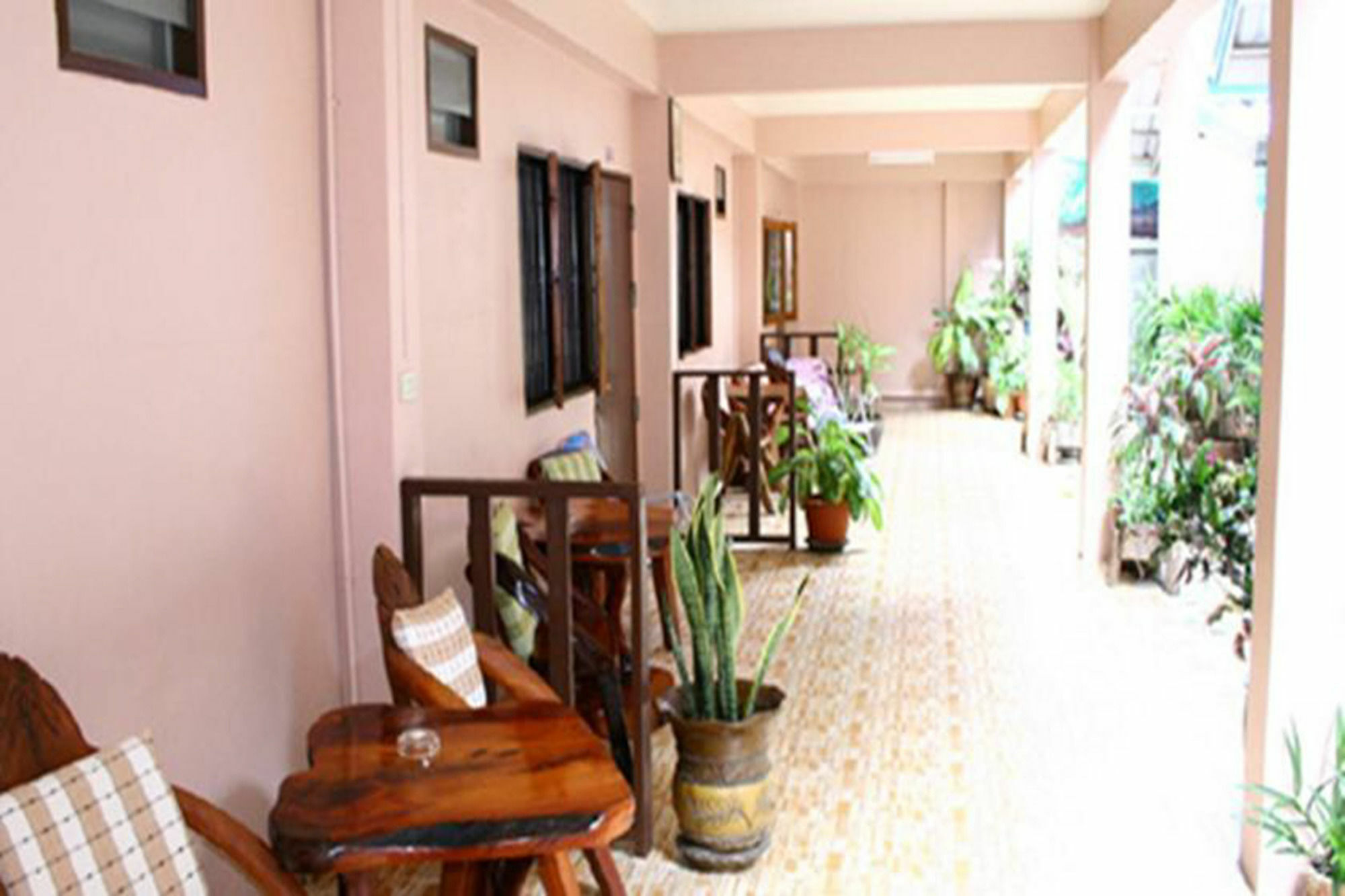 Pongphen Guesthouse - Sha Plus Certified Kanchanaburi by Eksteriør bilde