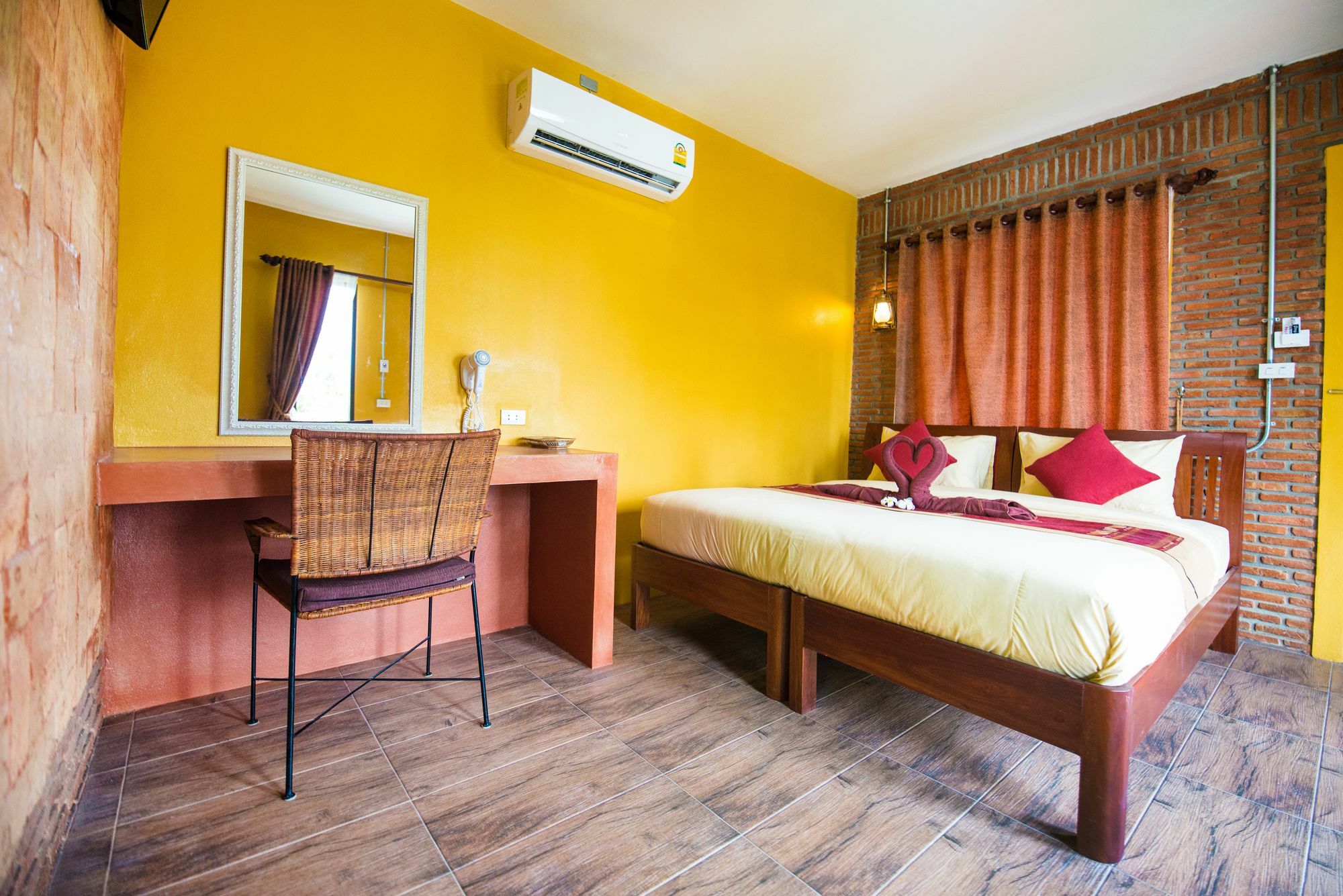 Pongphen Guesthouse - Sha Plus Certified Kanchanaburi by Eksteriør bilde